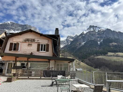 Appartement à louer 700 € 2 pièces 1 chambre 34,4 m² 1er étage Talloires-Montmin 74290