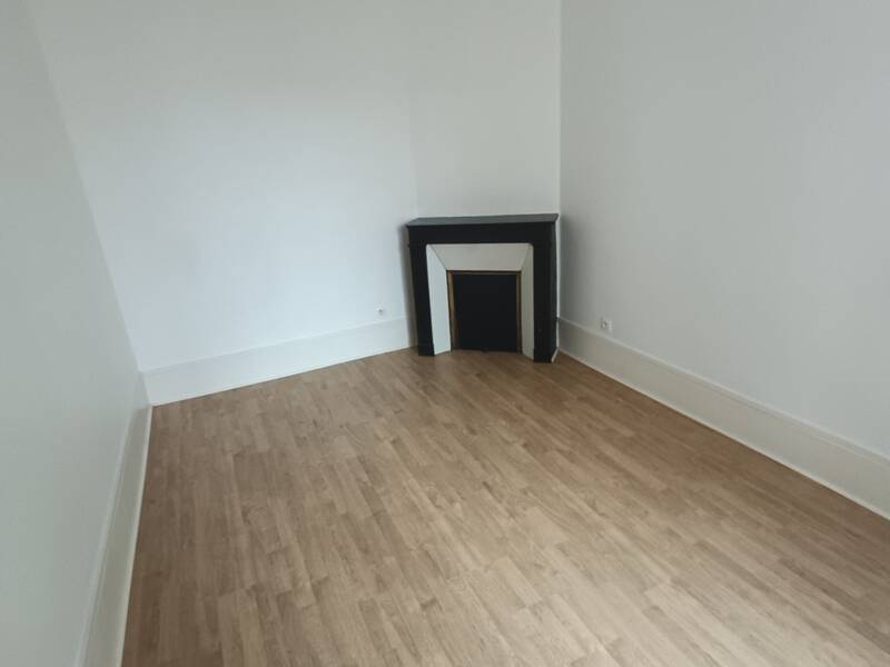 Maison à louer, 30m², PARIS 18E