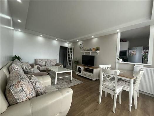 Appartement à vendre 154 000 € 4 pièces 3 chambres 76 m² Étage 12/14 Aubriere Jean Jaures St Pierre des Corps 37700