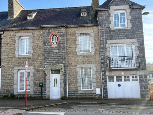 Maison de ville à vendre 159 000 € 5 pièces 4 chambres 172,8 m² 415 m² de terrain Rostrenen 22110