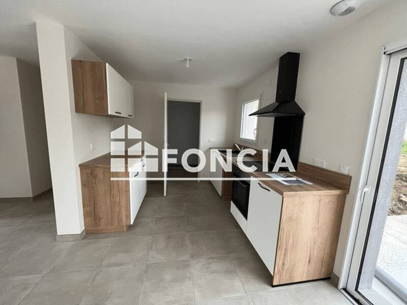 Maison à louer, 98m², AUNAY SOUS CRECY