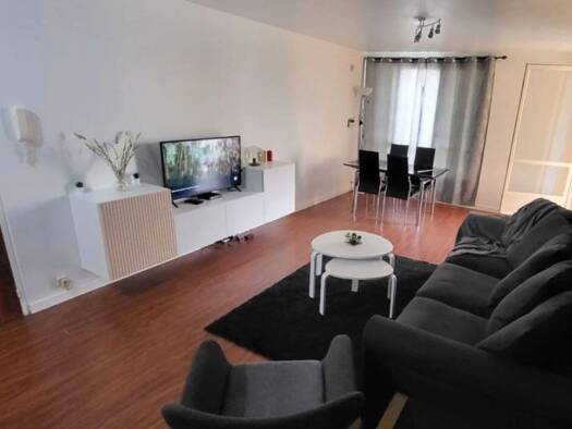Appartement à louer 951 € 3 pièces 2 chambres 66 m² RDC Ile de France Les Ulis 91940