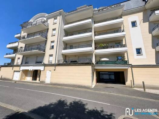 Appartement à vendre 169 900 € 3 pièces 2 chambres 70,42 m² RDC Ouest-Corne de Cerf-Guignegault Orléans 45100