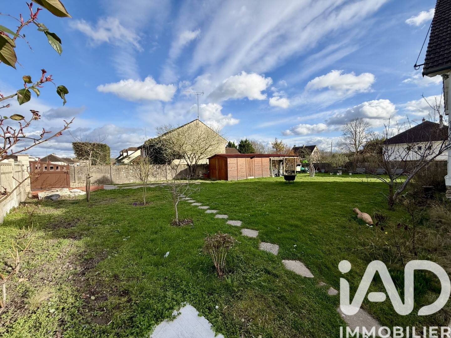 Maison à vendre, 170m², SAINT MAURICE MONTCOURONNE