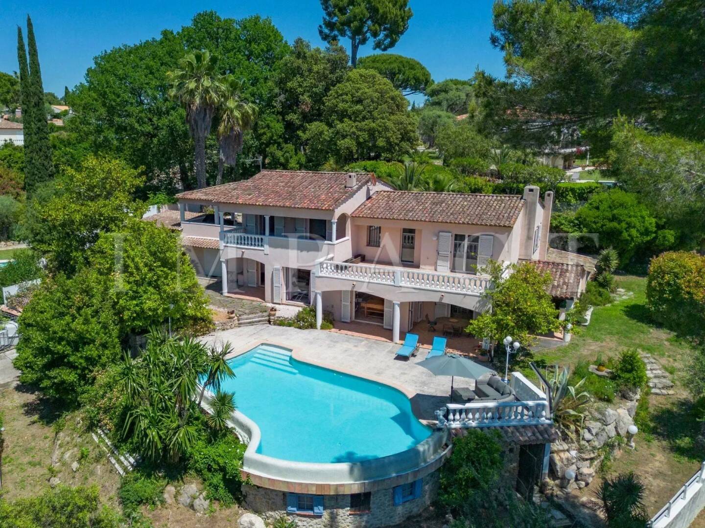 Maison à vendre, 240m², ANTIBES