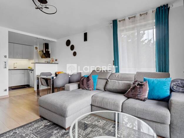 Appartement à vendre 179 900 € 2 pièces 1 chambre 47 m² Étage 1/5 Centre Ville Viry-Châtillon 91170