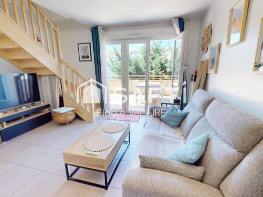 Duplex à vendre 159 000 € 2 pièces 1 chambre 43 m² Étage 1/1 Riante Plaine La Verpillière 38290