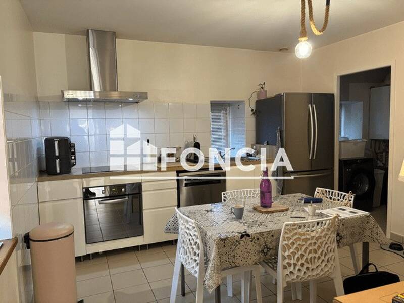 Maison à louer, 110m², NOYAREY