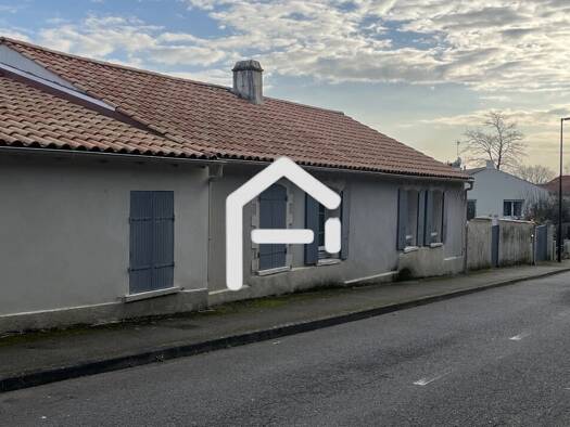 Maison à vendre 219 000 € 4 pièces 3 chambres 105 m² 1 043 m² de terrain Moutiers les Mauxfaits 85540
