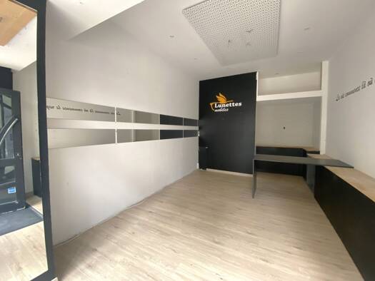 Local commercial à louer 450 € 21 m² de surface de vente Périgueux 24000