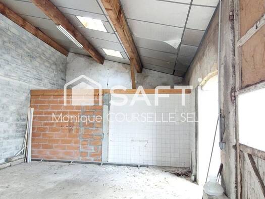 Immeuble à vendre 60 000 € 60 m² Lamarque 33460