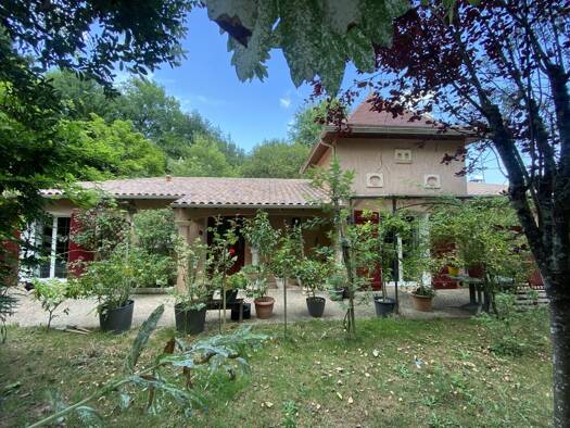 Maison en viager occupé Bouquet 51 900 € 4 pièces 3 chambres 154 m² Coursac 24430