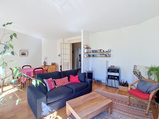 Appartement à vendre 699 000 € 3 pièces 2 chambres 81,01 m² 3ème étage Télégraphe-Pelleport Saint Fargeau Paris 20ème arrondissement 75020
