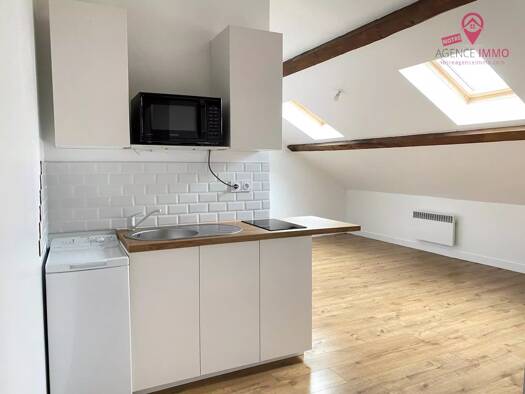 Appartement à louer 578 € 2 pièces 1 chambre 25,5 m² Étage 5/5 Centre-Max Barel-Centre Nord Vénissieux 69200