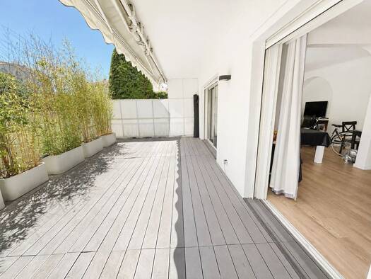 Appartement à vendre 599 000 € 3 pièces 2 chambres 75,34 m² RDC Pointe Croisette Cannes 06400