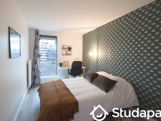 Colocation à louer 760 € 1 pièce 4 chambres 15 m² 6ème étage Parc-La Boule- Champs Pierreux Nanterre 92000