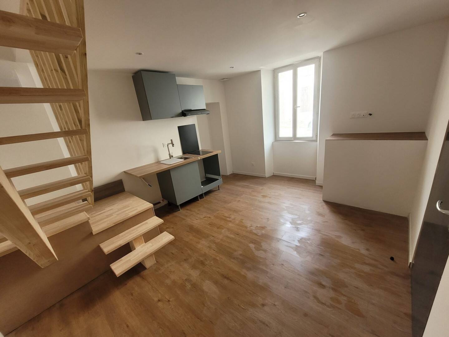 Maison à louer, 44m², BURIE