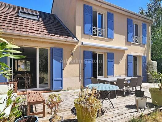 Maison à vendre 450 000 € 6 pièces 5 chambres 147 m² 645 m² de terrain Montlhéry 91310