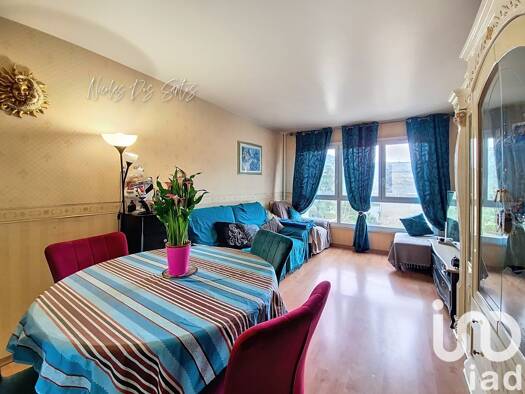 Appartement à vendre 209 000 € 3 pièces 2 chambres 69 m² Étage 3/4 Delaunay Belleville Saint-Denis 93200