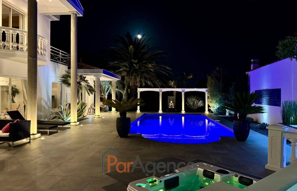Maison à vendre, 267m², VAUX SUR MER