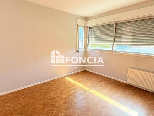 Appartement à vendre 125 000 € 1 pièce 30 m² RDC/5 Sans Souci-Dauphiné Lyon 3ème arrondissement 69003