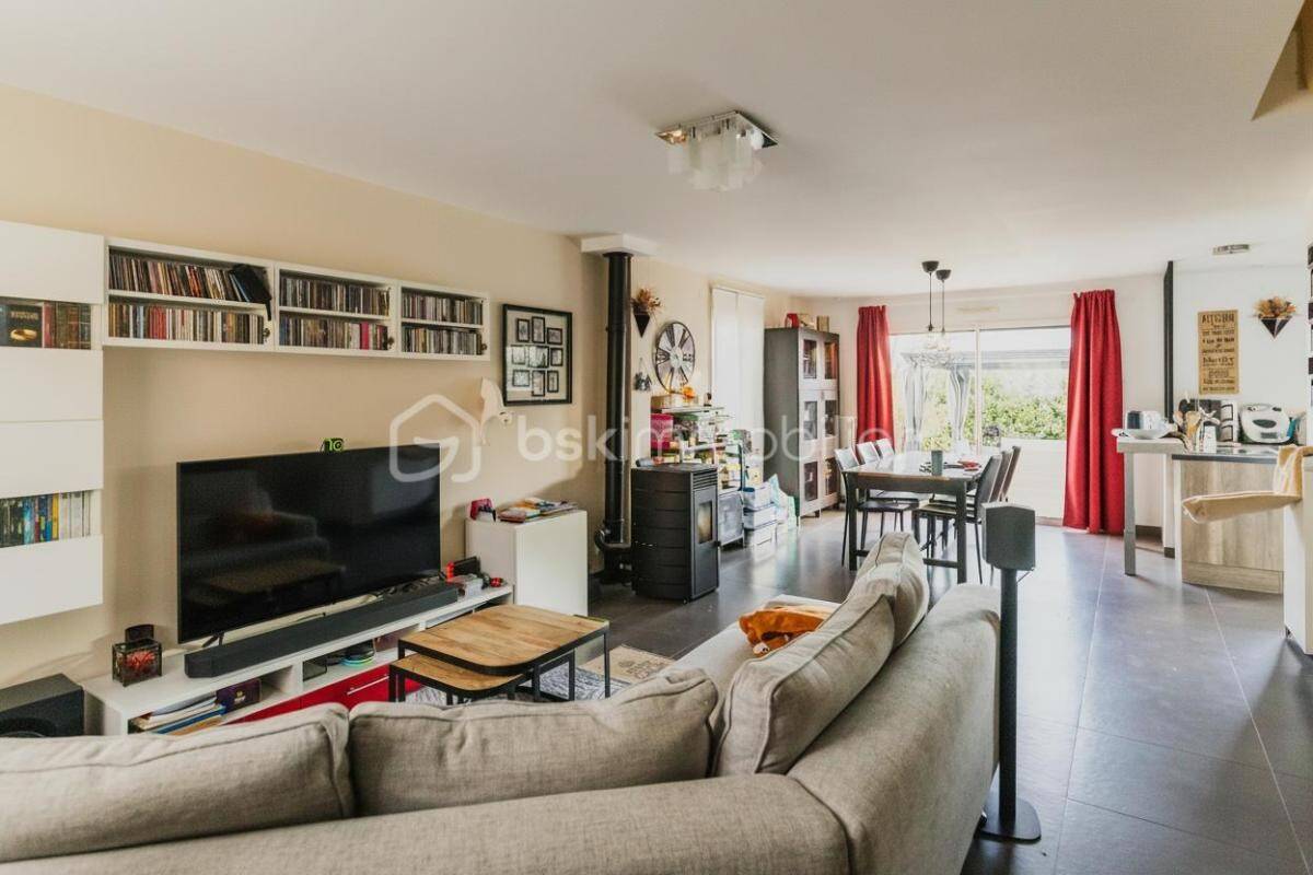 Maison à vendre, 120m², LA CHAPELLE THOUARAULT