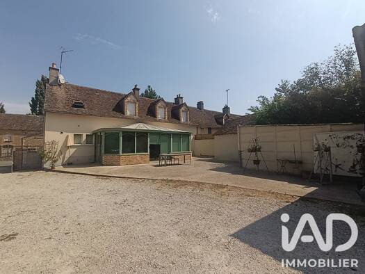 Maison à vendre 247 000 € 7 pièces 4 chambres 162 m² 2 238 m² de terrain Fyé 72610