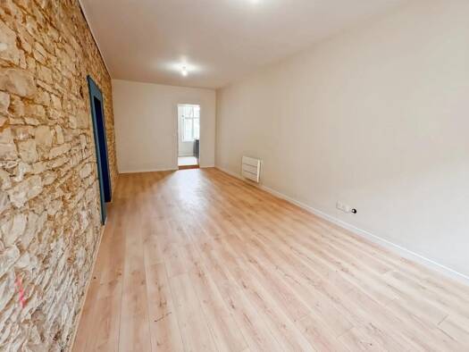 Maison de ville à vendre 115 000 € 3 pièces 2 chambres 78 m² 78 m² de terrain Dun-sur-Auron 18130