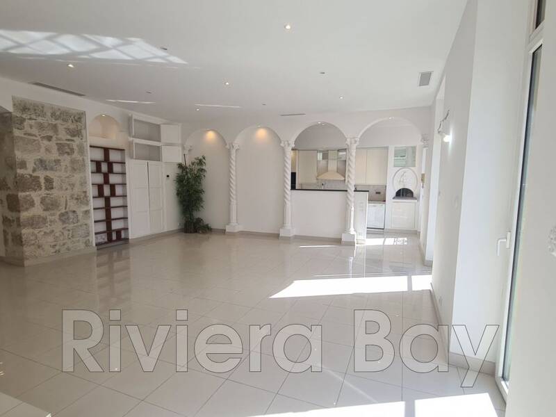 Maison à louer, 138m², NICE