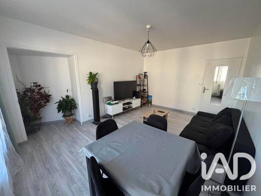 Appartement à vendre 189 000 € 3 pièces 2 chambres 58 m² Étage 1/4 Centre Est Thorigny-sur-Marne 77400