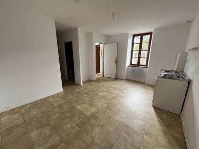Appartement à louer 550 € 2 pièces 1 chambre 40,9 m² RDC/3 Plouaret 22420