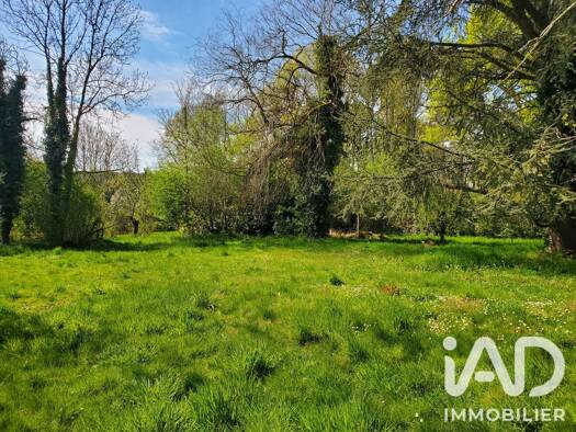 Terrain constructible à vendre 210 000 € 2 546 m² de terrain Samoreau 77210