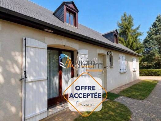 Maison à vendre 234 900 € 7 pièces 3 chambres 85 m² 1 997 m² de terrain Saché 37190