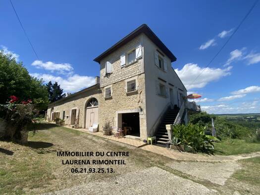 Maison à vendre 349 000 € 9 pièces 4 chambres 260 m² 47 930 m² de terrain Monsegur 33580