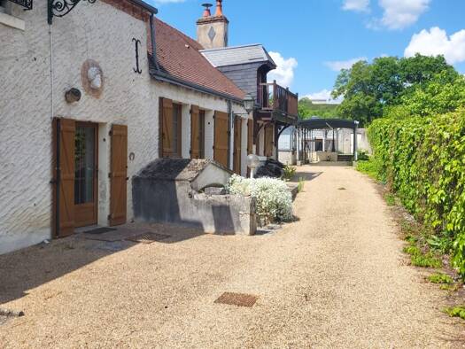 Maison en viager occupé Bouquet 74 000 € 4 pièces 2 chambres 114,3 m² 1 600 m² de terrain Valencisse 41190