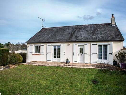 Maison de plain-pied à vendre 169 087 € 4 pièces 3 chambres 90 m² 2 235 m² de terrain Châtillon-sur-Cher 41130