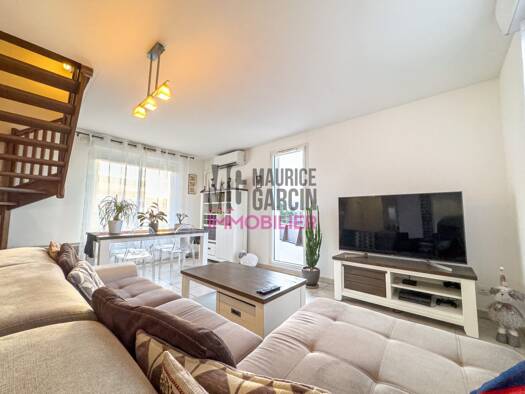 Duplex à vendre 369 000 € 4 pièces 3 chambres 90 m² Étage 2/2 Velorgues-Petit Palais L'Isle-sur-la-Sorgue 84800