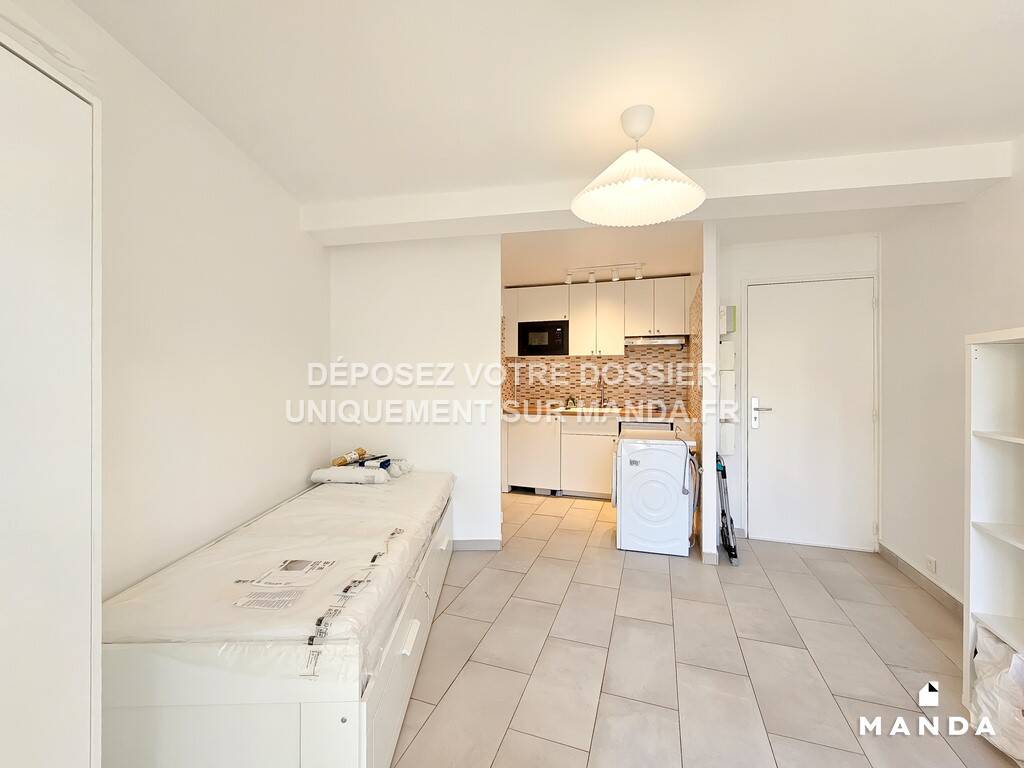 Maison à louer, 19m², IVRY SUR SEINE