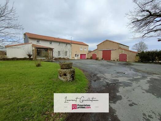 Maison à vendre 420 000 € 5 pièces 3 chambres 251 m² 9 900 m² de terrain Chanverrie 85130