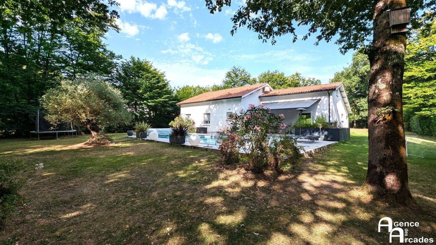 Maison à vendre, 212m², SAINT SULPICE ET CAMEYRAC