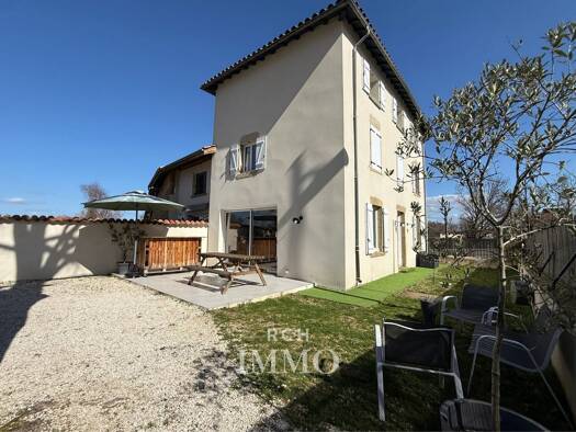 Maison à vendre - Première occupation 299 000 € 5 pièces 4 chambres 130 m² 400 m² de terrain Estrablin 38780