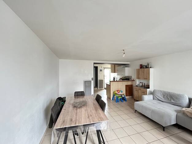 Maison à vendre 68 500 € 4 pièces 2 chambres 80 m² 162 m² de terrain Reffannes 79420