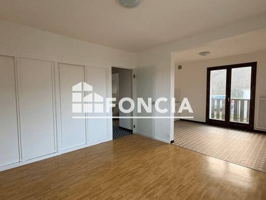 Appartement à louer 530 € 1 pièce 34 m² RDC Saint-Vital 73460