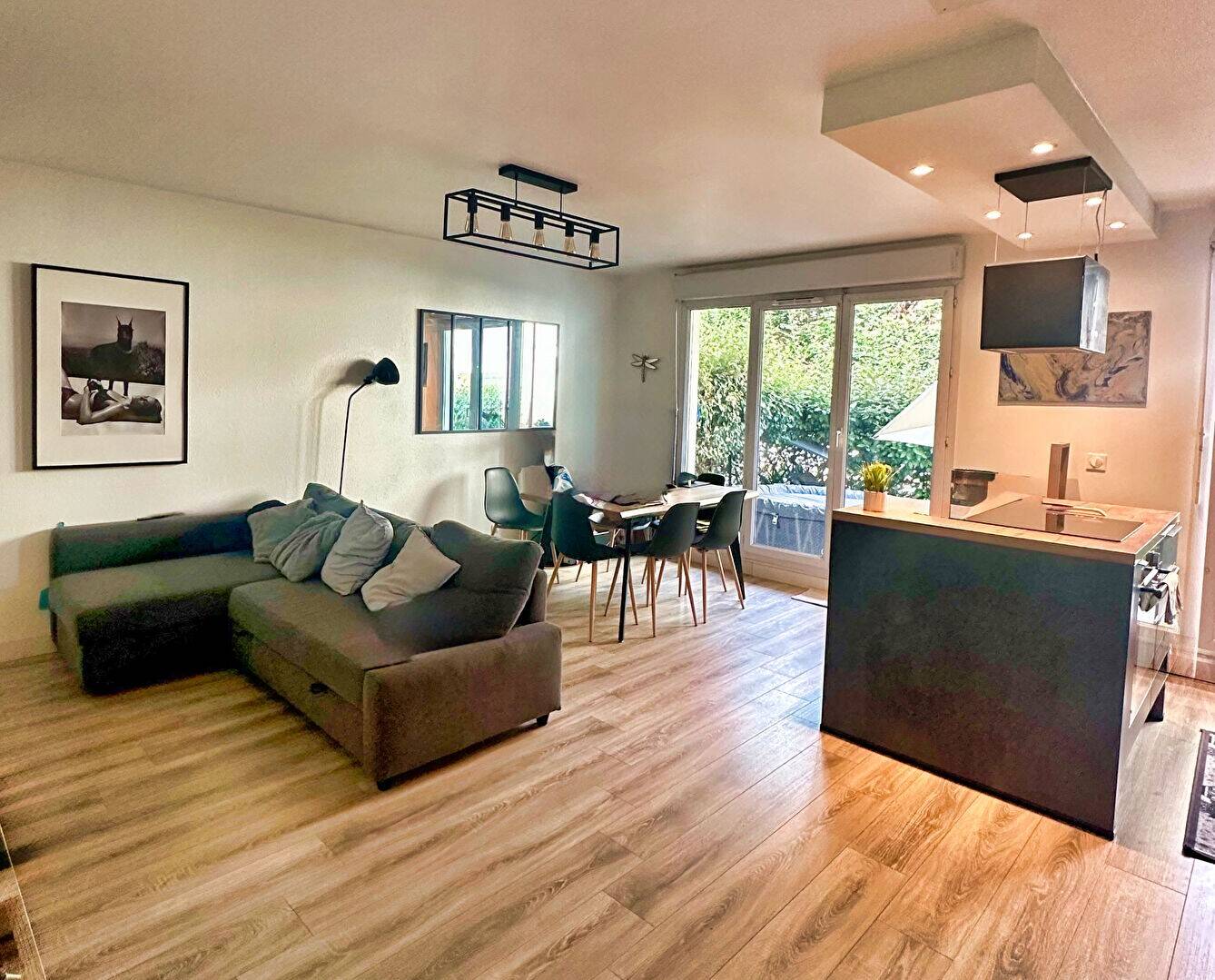 Maison à vendre, 45m², TASSIN LA DEMI LUNE
