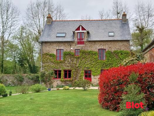 Château à vendre 587 000 € 6 pièces 4 chambres 157 m² 979 m² de terrain Saint-Méloir-des-Ondes 35350