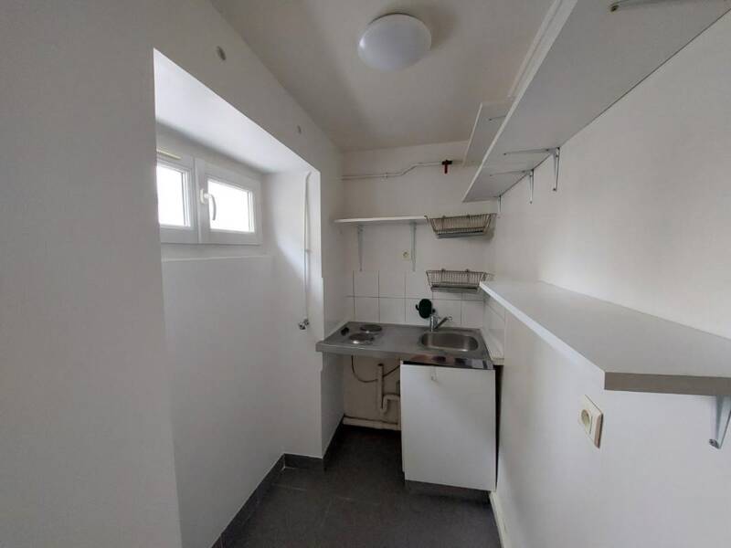 Maison à louer, 30m², PARIS 18E