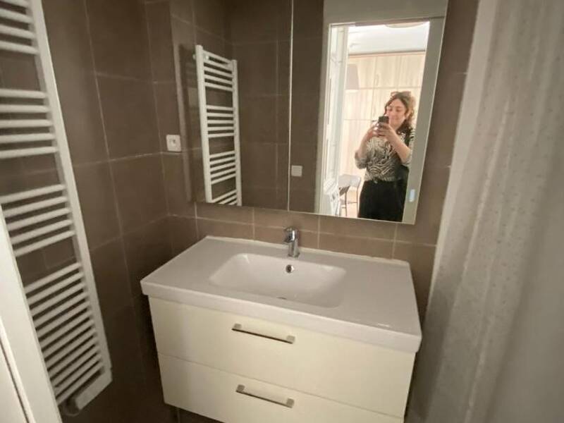 Maison à louer, 21m², LYON 8E