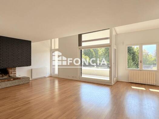 Duplex à vendre 389 000 € 4 pièces 2 chambres 98,66 m² Étage 1/1 Saint-Ismier 38330