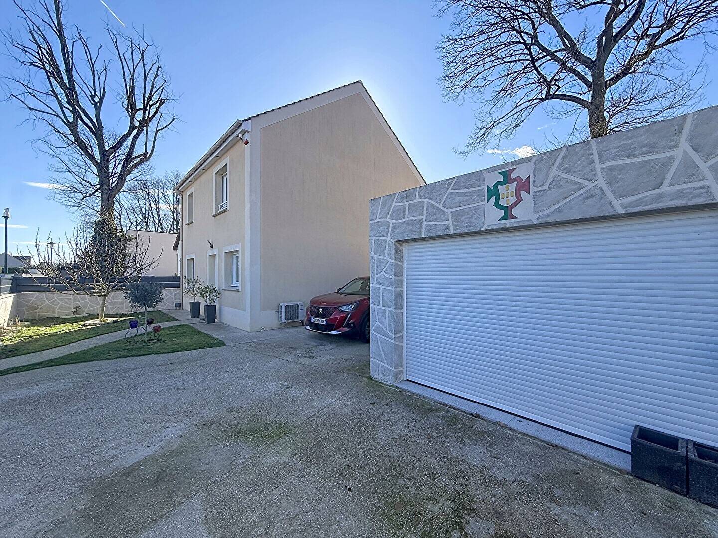 Maison à vendre, 113m², NEAUPHLE LE CHATEAU