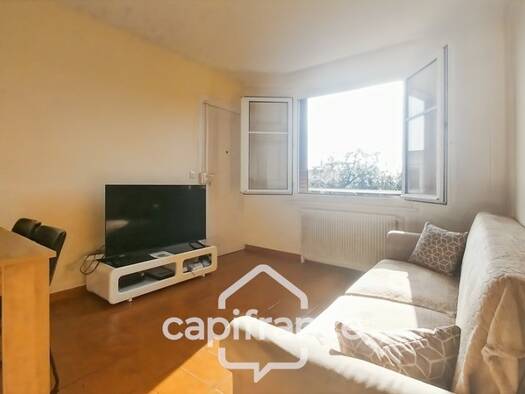 Appartement à louer 1 100 € 3 pièces 2 chambres 46 m² Étage 1/1 Coeuilly-Village Parisien-Jules Vallès Champigny-sur-Marne 94500